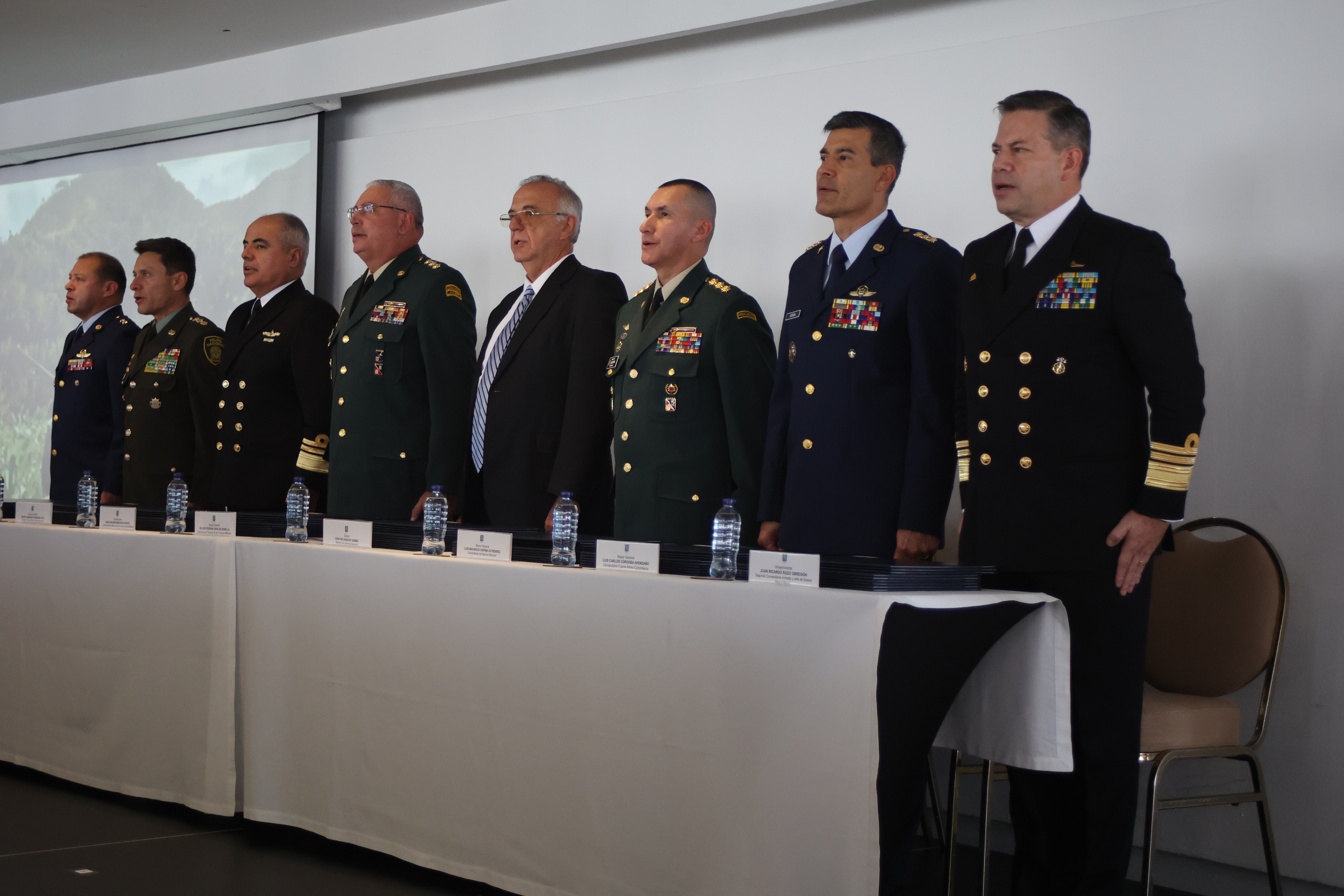 Clausura Curso de Altos Estudios Militares CAEM y Curso Integral de Defensa Nacional CIDENAL 2022