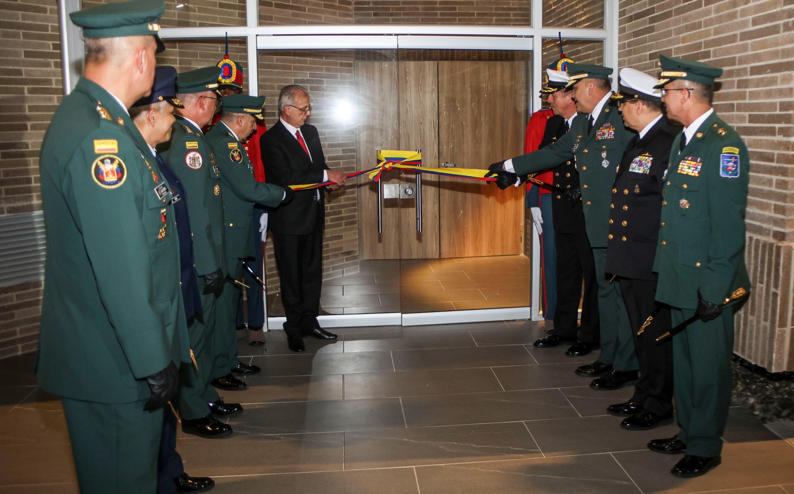 Inauguración del auditorio "Batalla de Ayacucho" en la escuela superior de guerra 