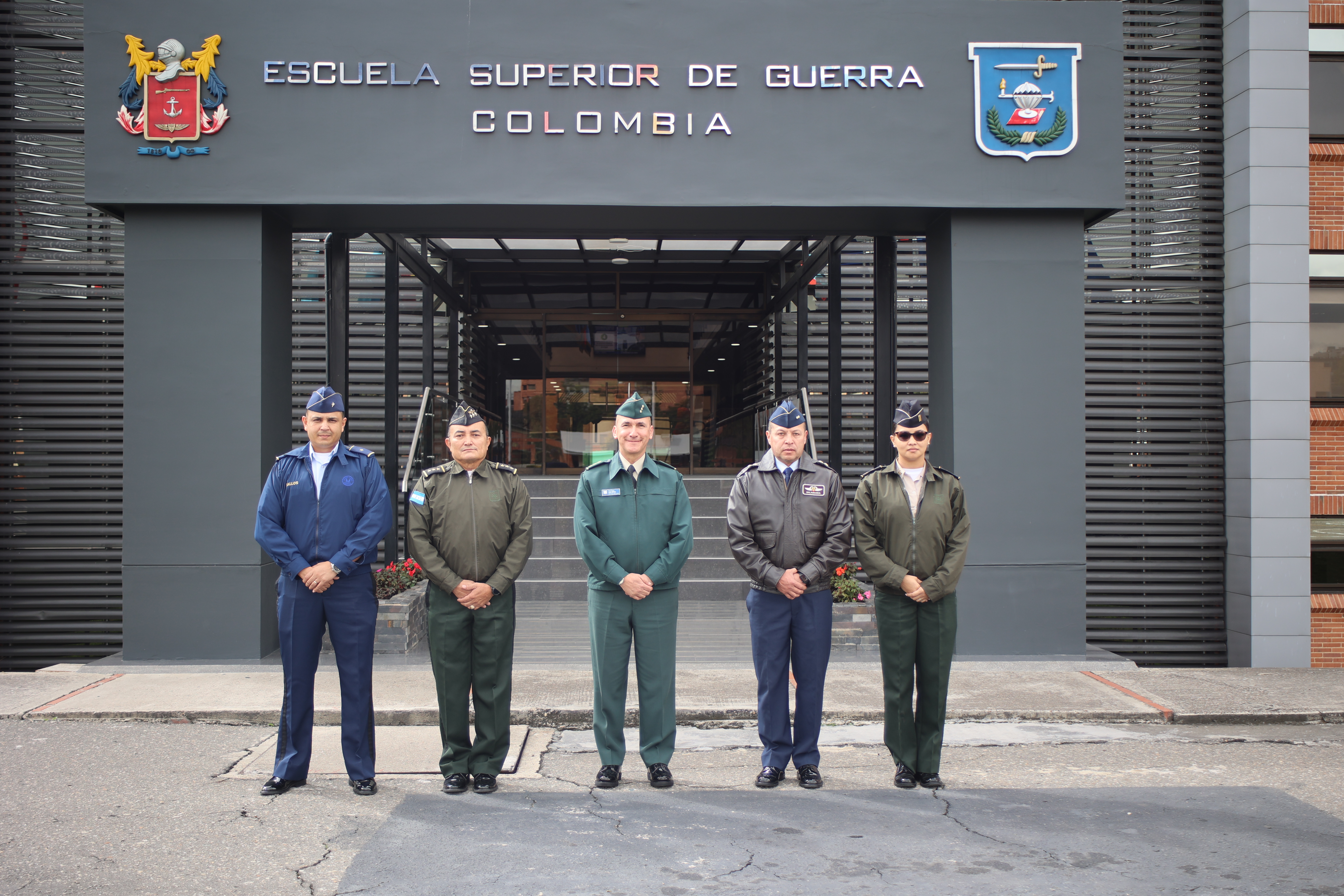 Visita del rector de la Universidad de Defensa de Honduras