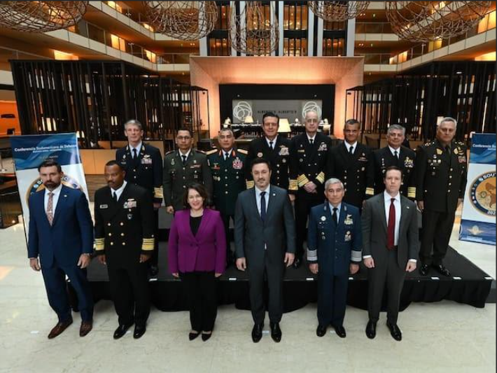 Comandante General de las Fuerzas Militares de Colombia participa en SOUTHDEC 2025 