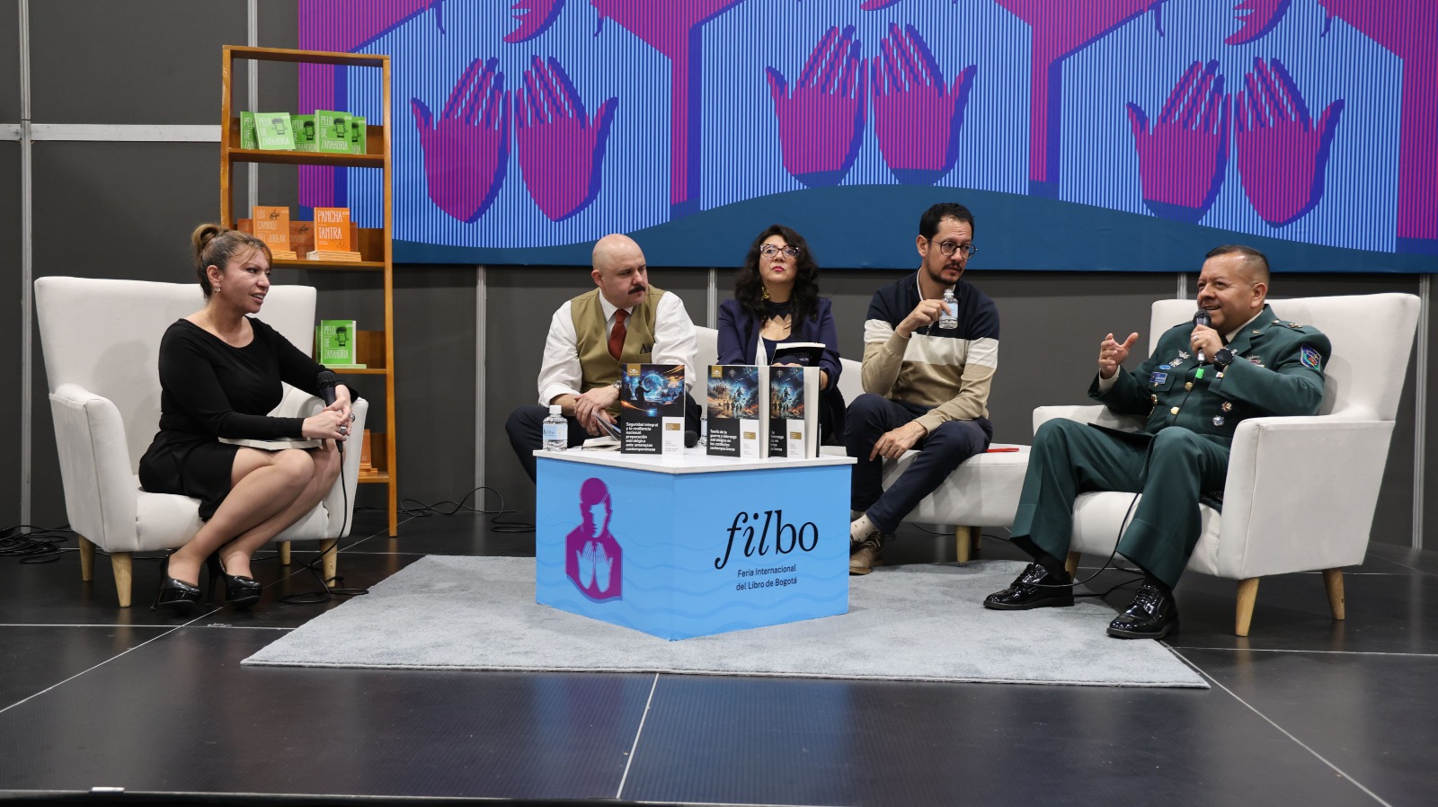 🎙️ Presentación Libros 'Teoría de la guerra y liderazgo estratégico' y 'Seguridad integral y resiliencia nacional'