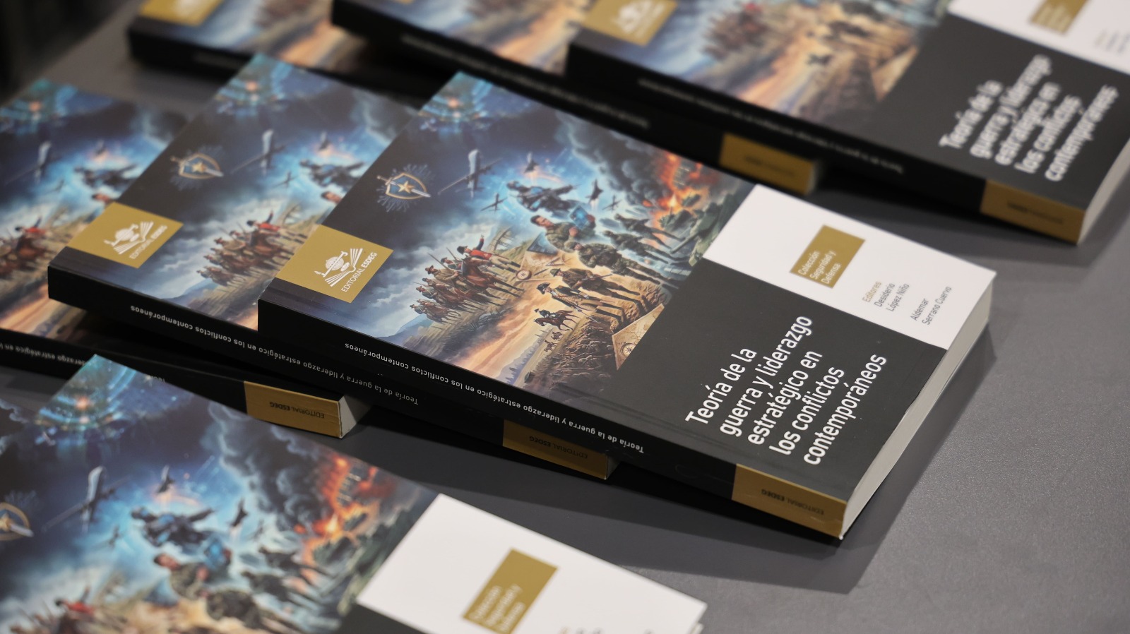 🎙️ Presentación Libros 'Teoría de la guerra y liderazgo estratégico' y 'Seguridad integral y resiliencia nacional'