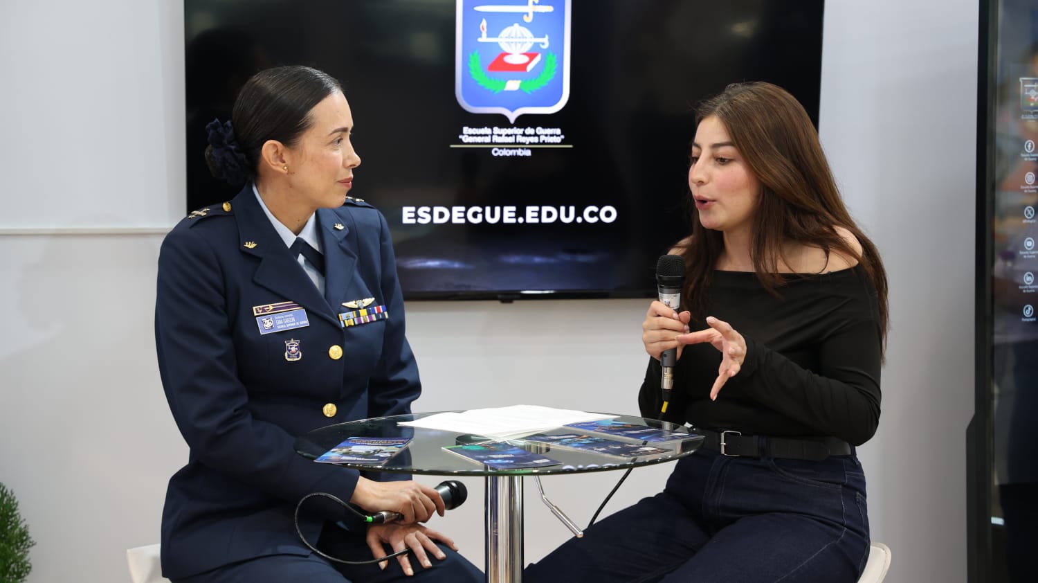 🎙️ Presentación centro de simulación y análisis de crisis