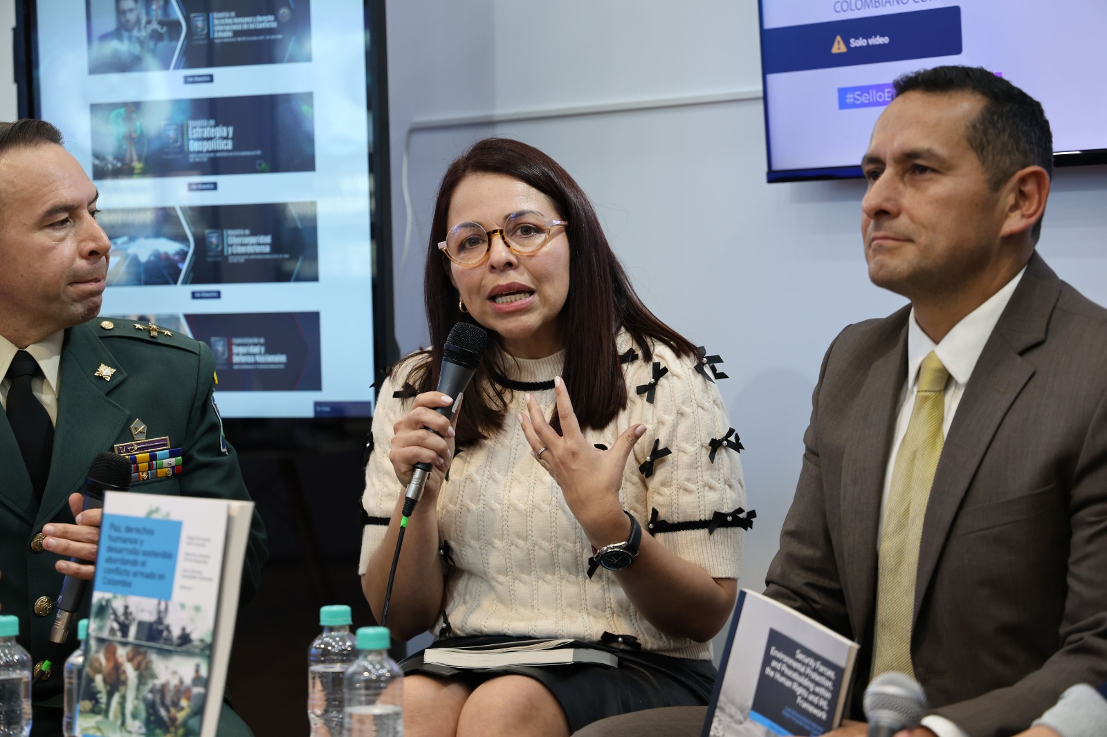 🎙️ La Paz, derechos humanos y desarrollo sostenible: abordando el conflicto armado en Colombia