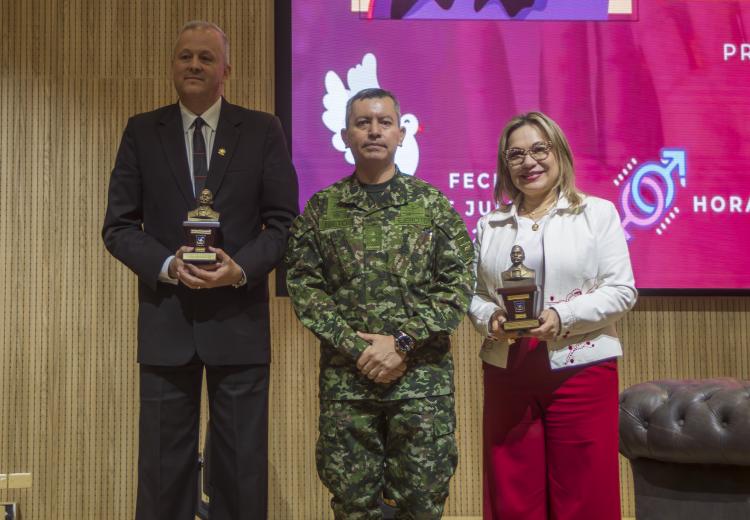 Acoso sexual y relaciones de poder: un debate necesario en la formación militar
