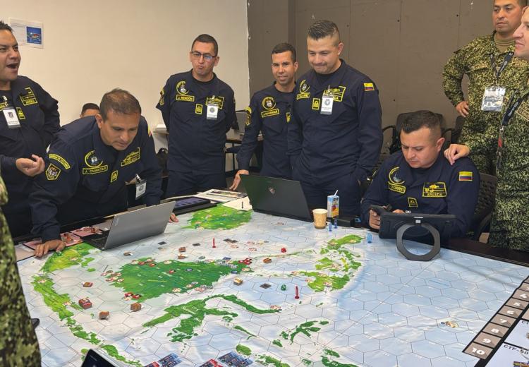 Caso Borneo: una simulación que fortalece el liderazgo estratégico naval del siglo XXI