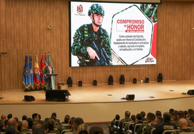 La memoria histórica militar: un compromiso con la verdad, las víctimas y el legado institucional